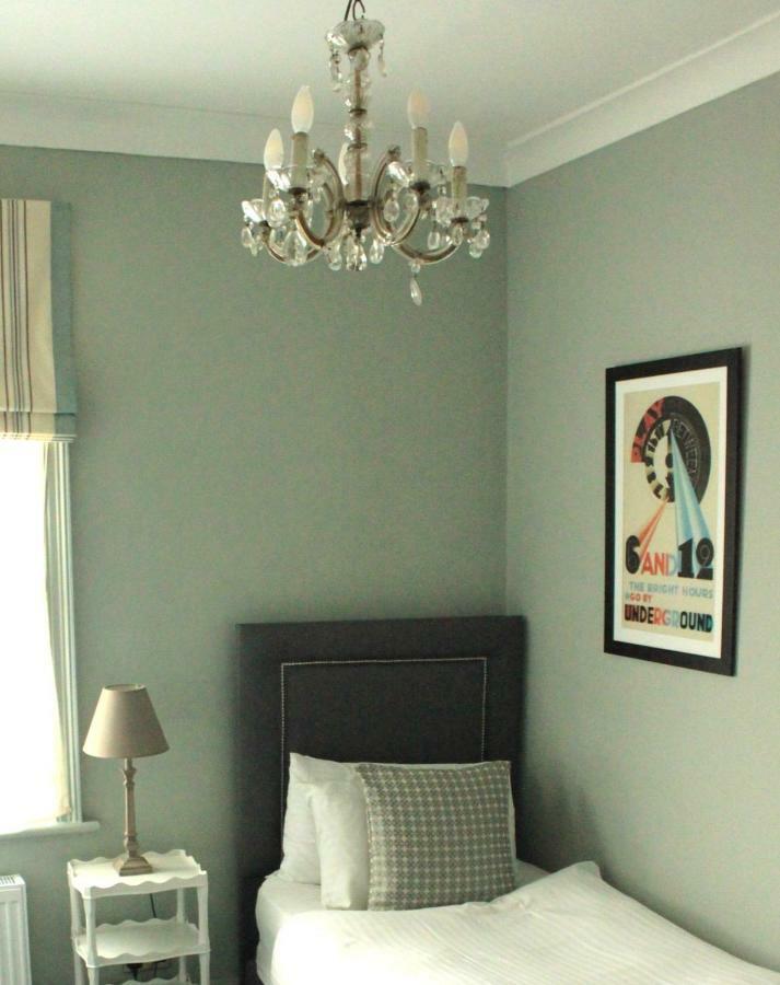 Hotel Kings Arms Brentford Esterno foto